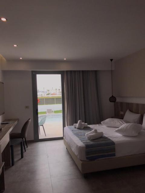 Sunshine Hotel Tigaki 외부 사진